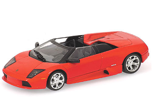 коллекционная модель автомобиля Lamborghini в масштабе 1:43