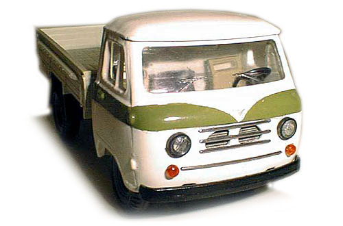 коллекционная модель автомобиля Уаз в масштабе 1:43